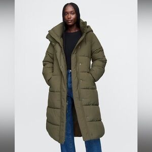 GAP Khaki Puffer Jacket - Big Puff Coat